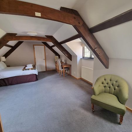 Dartington Hall Bed & Breakfast Totnes Room photo