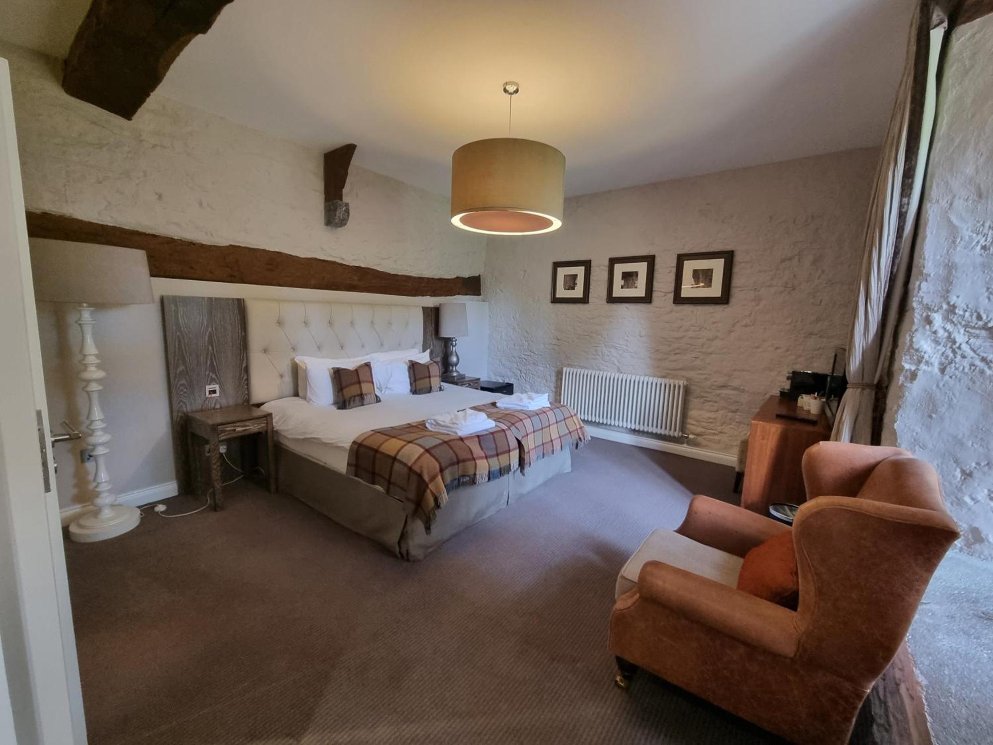 Dartington Hall Totnes Room photo