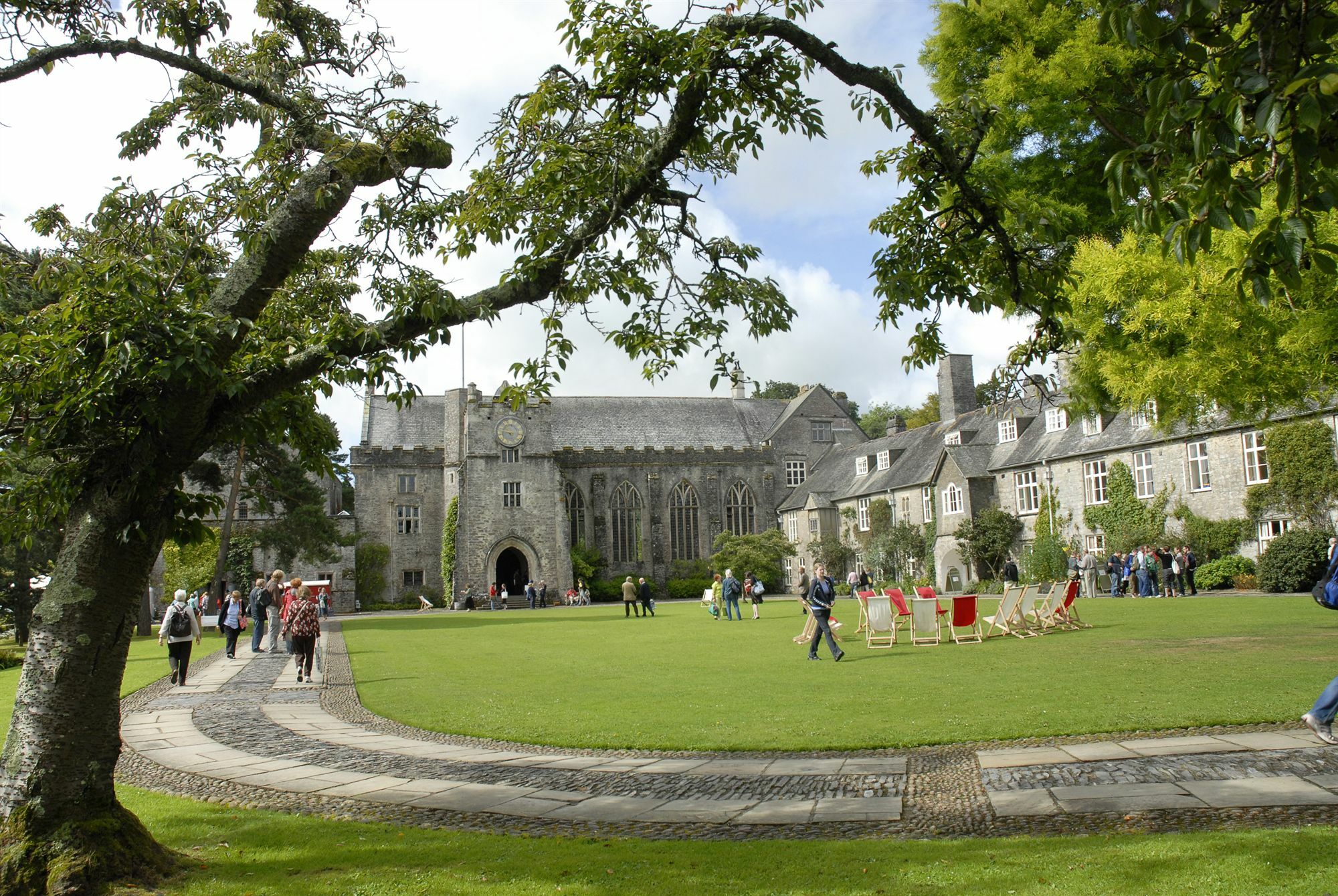 Dartington Hall Bed & Breakfast Totnes Exterior photo